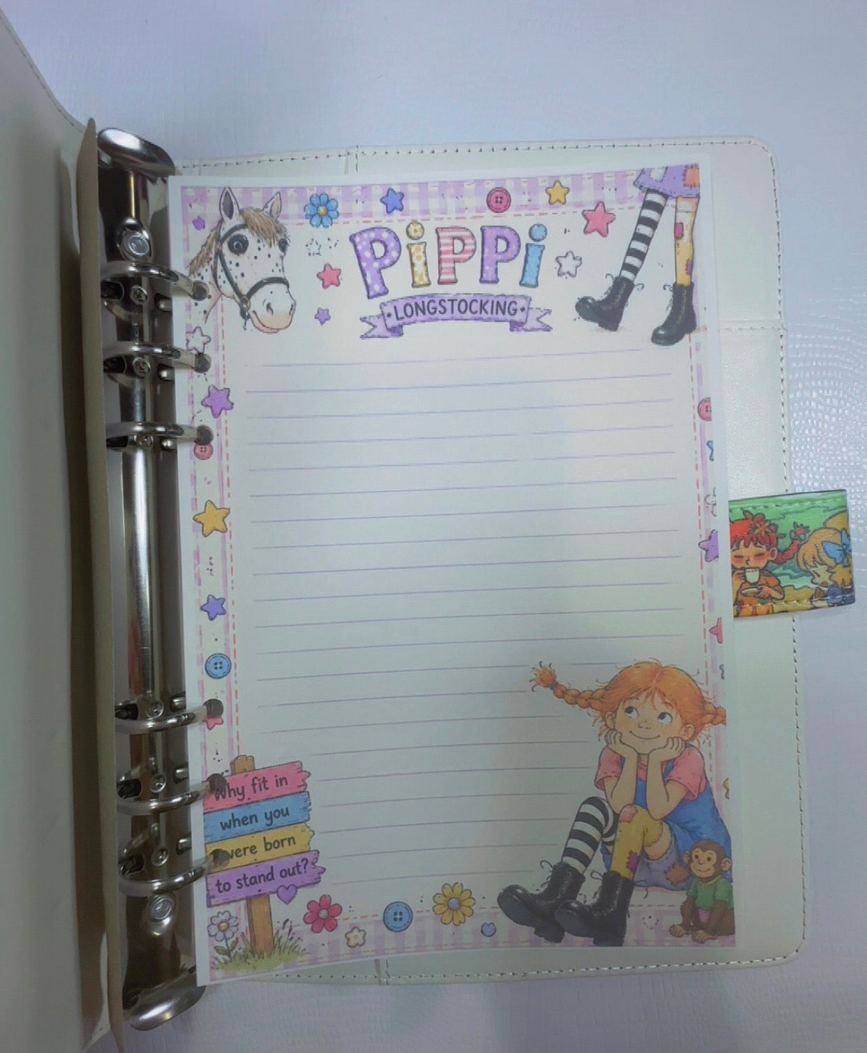 Pippi Longstocking A5 Binder & Paper