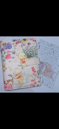 Winnie the Pooh  A5 Binder & Paper